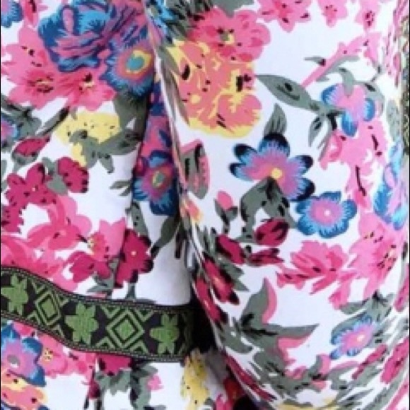 BeAutiFul 0peN FroNt, l0ng SleEve  fl0rAl jaCKet - Picture 3 of 8